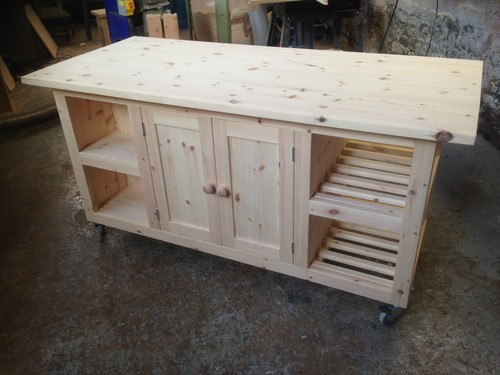 Bespoke solid pine kitchen - pine,