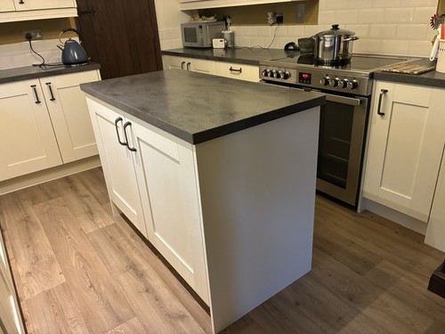 Freestanding kitchen island - freestanding,